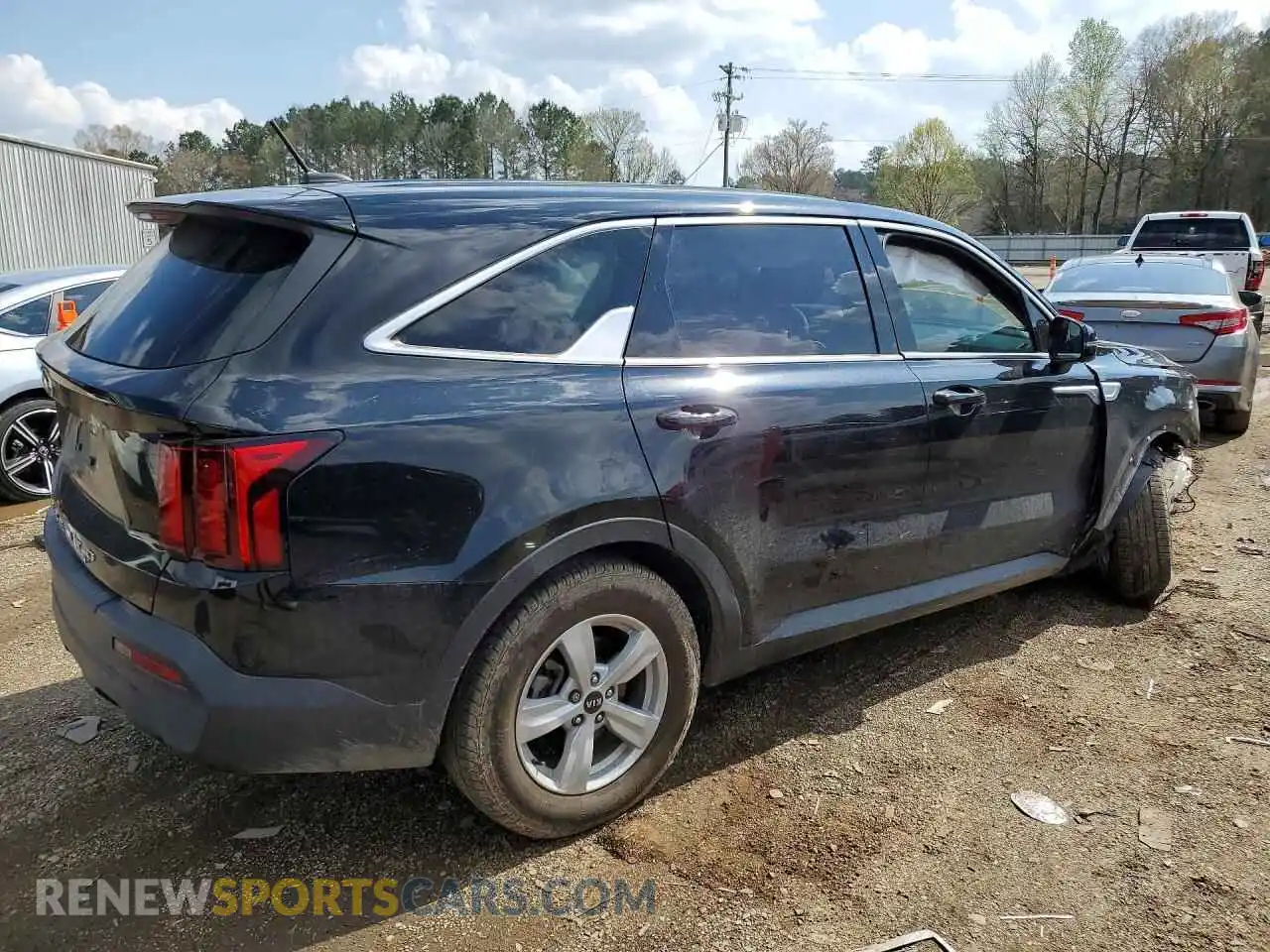 3 Photograph of a damaged car 5XYRG4LCXMG048542 KIA SORENTO 2021