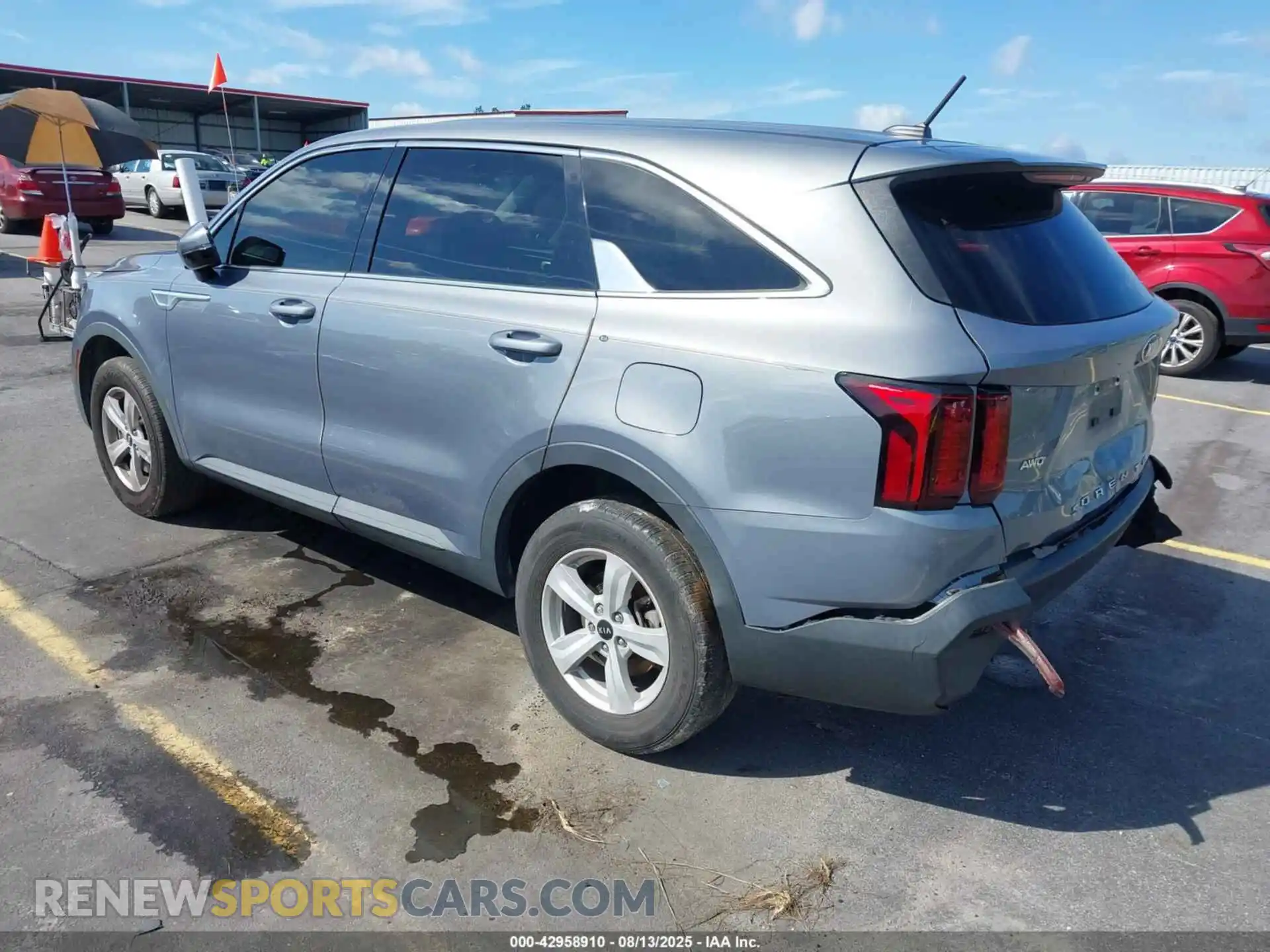 3 Photograph of a damaged car 5XYRGDLC0MG009457 KIA SORENTO 2021