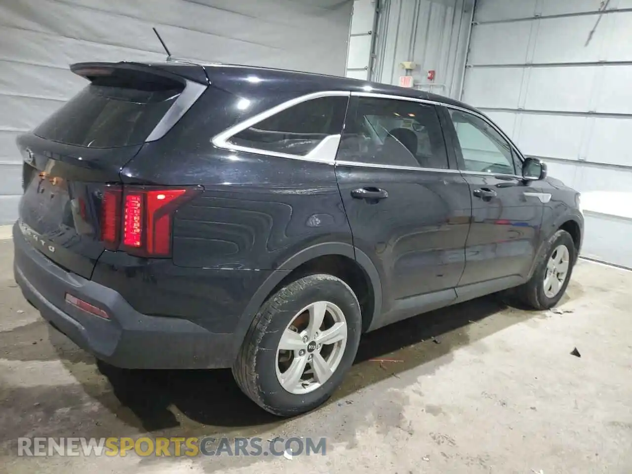 3 Photograph of a damaged car 5XYRGDLC1MG002288 KIA SORENTO 2021