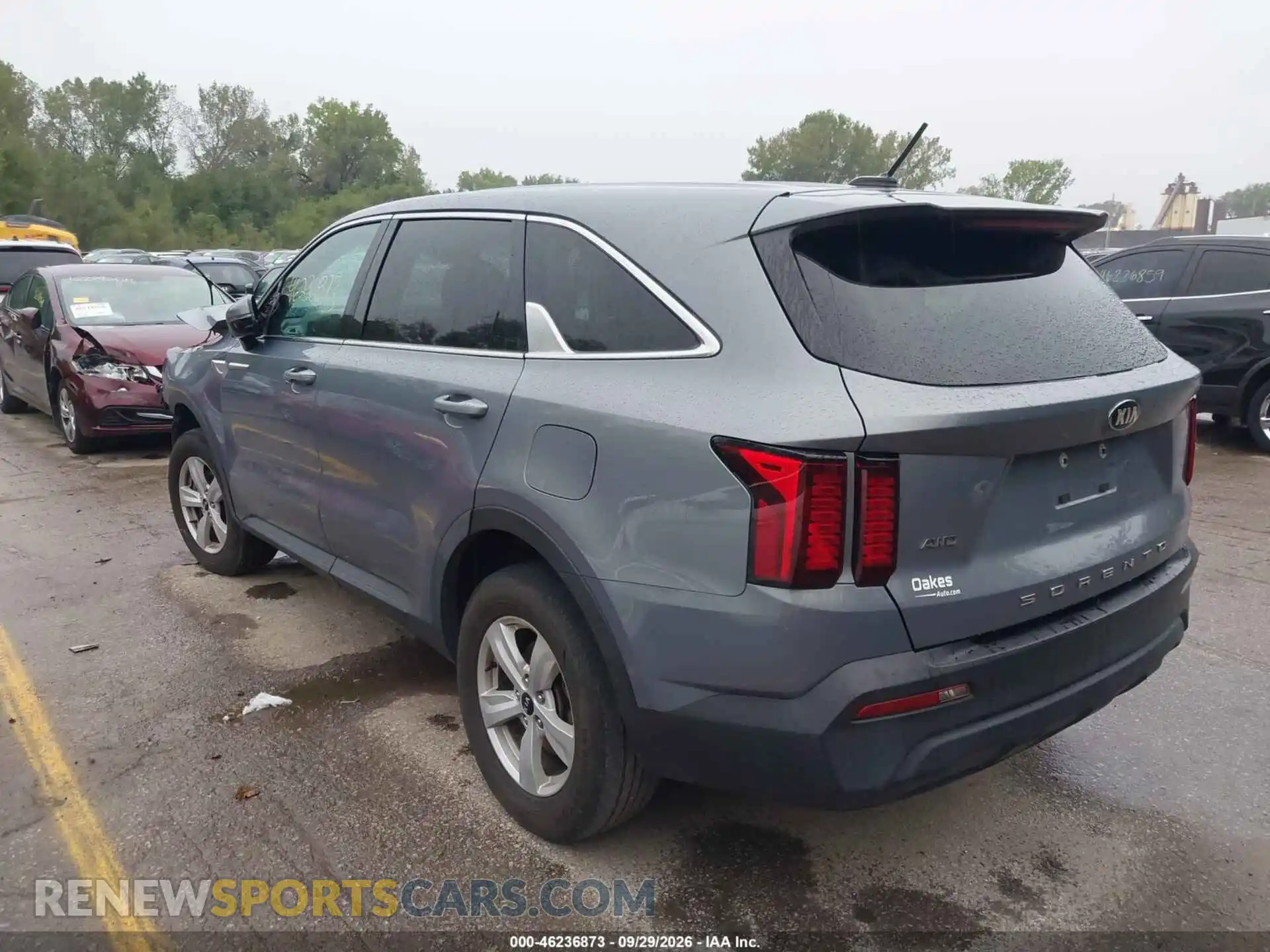 3 Photograph of a damaged car 5XYRGDLC2MG034375 KIA SORENTO 2021