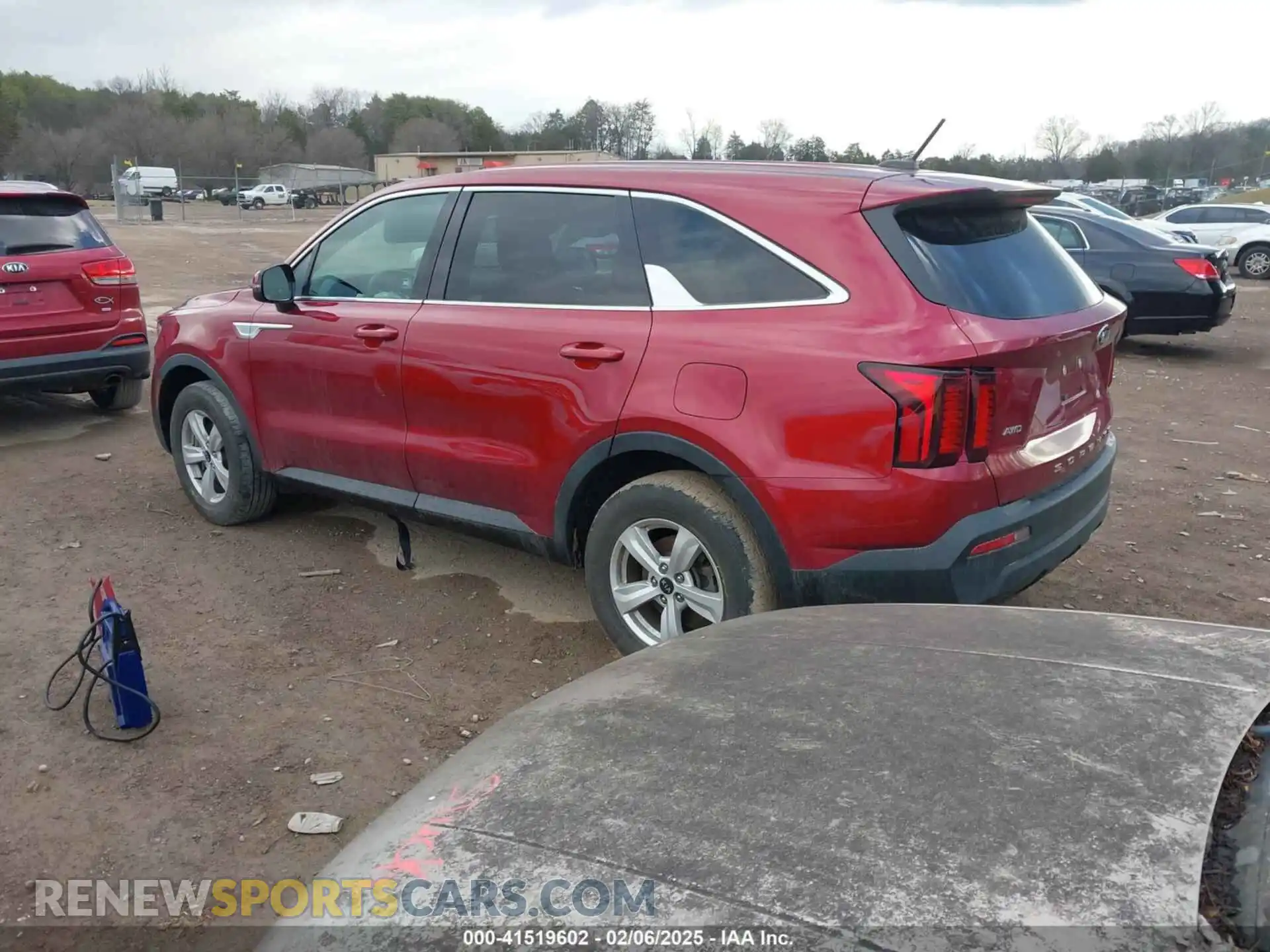3 Photograph of a damaged car 5XYRGDLC3MG003989 KIA SORENTO 2021