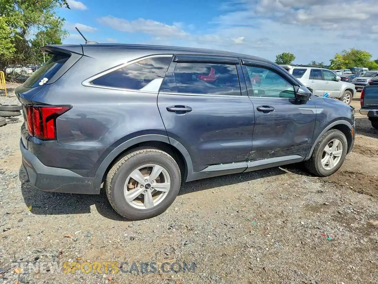 3 Photograph of a damaged car 5XYRGDLC3MG034904 KIA SORENTO 2021