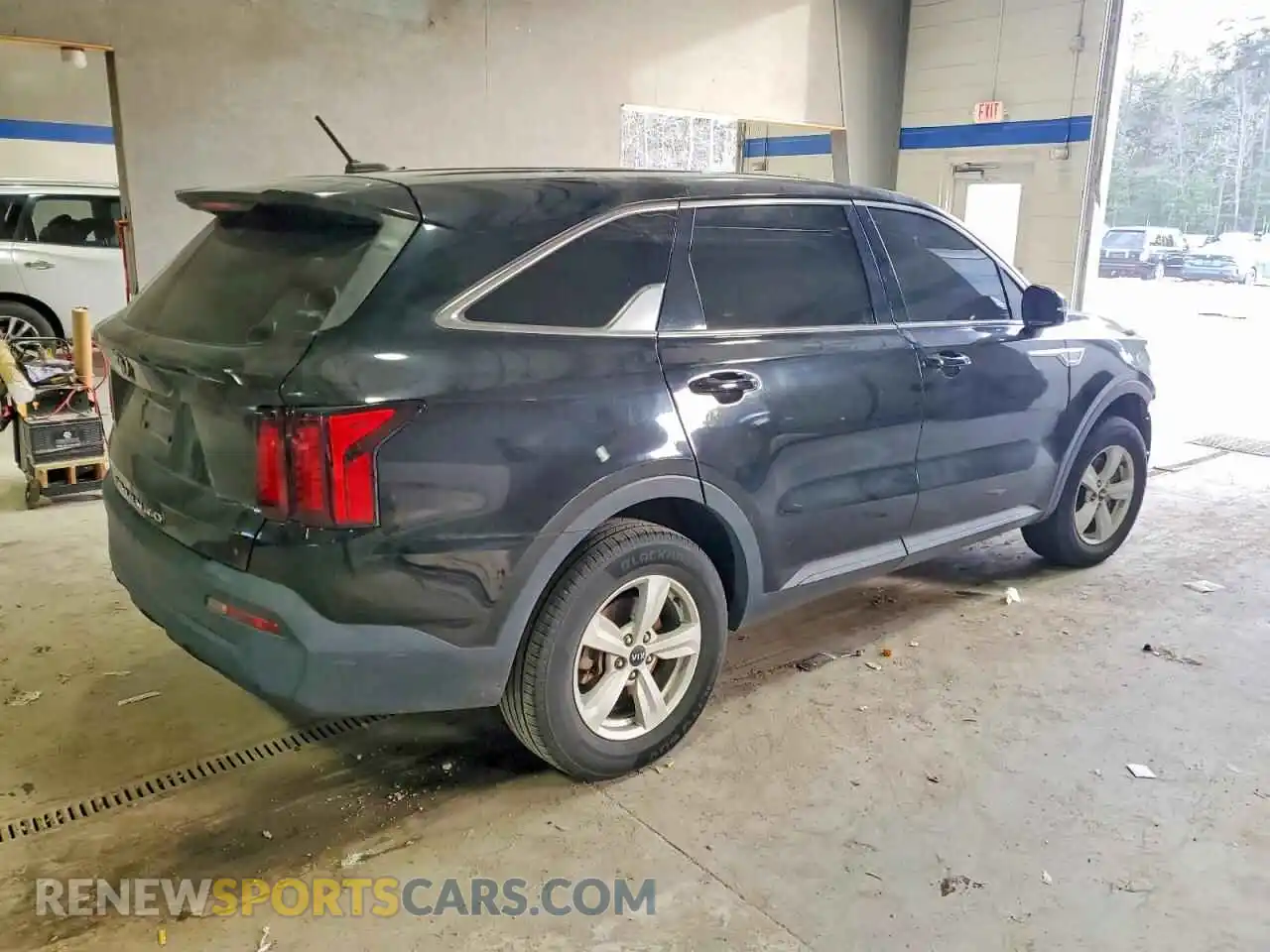 3 Photograph of a damaged car 5XYRGDLC5MG035794 KIA SORENTO 2021