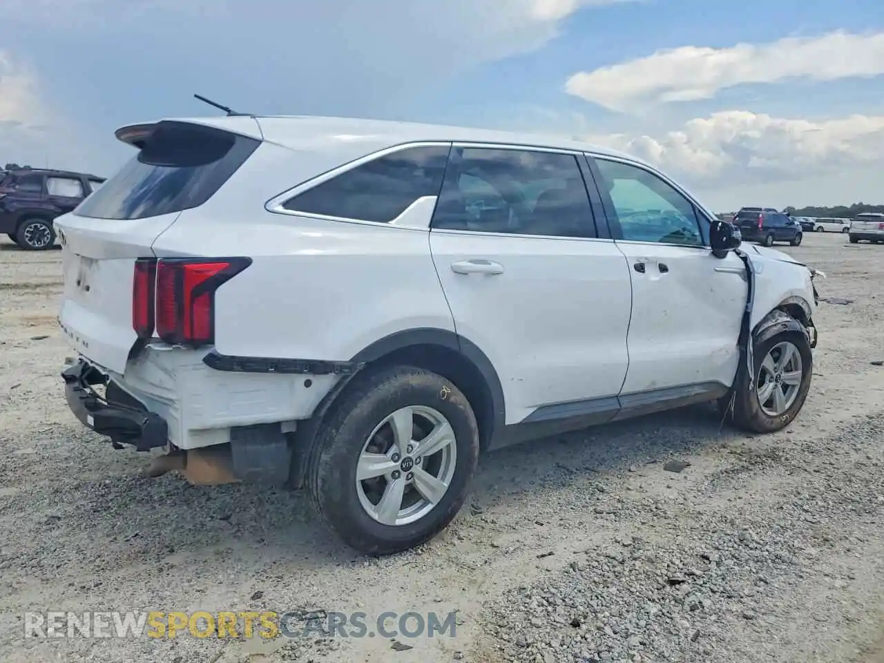 3 Photograph of a damaged car 5XYRGDLC7MG008533 KIA SORENTO 2021