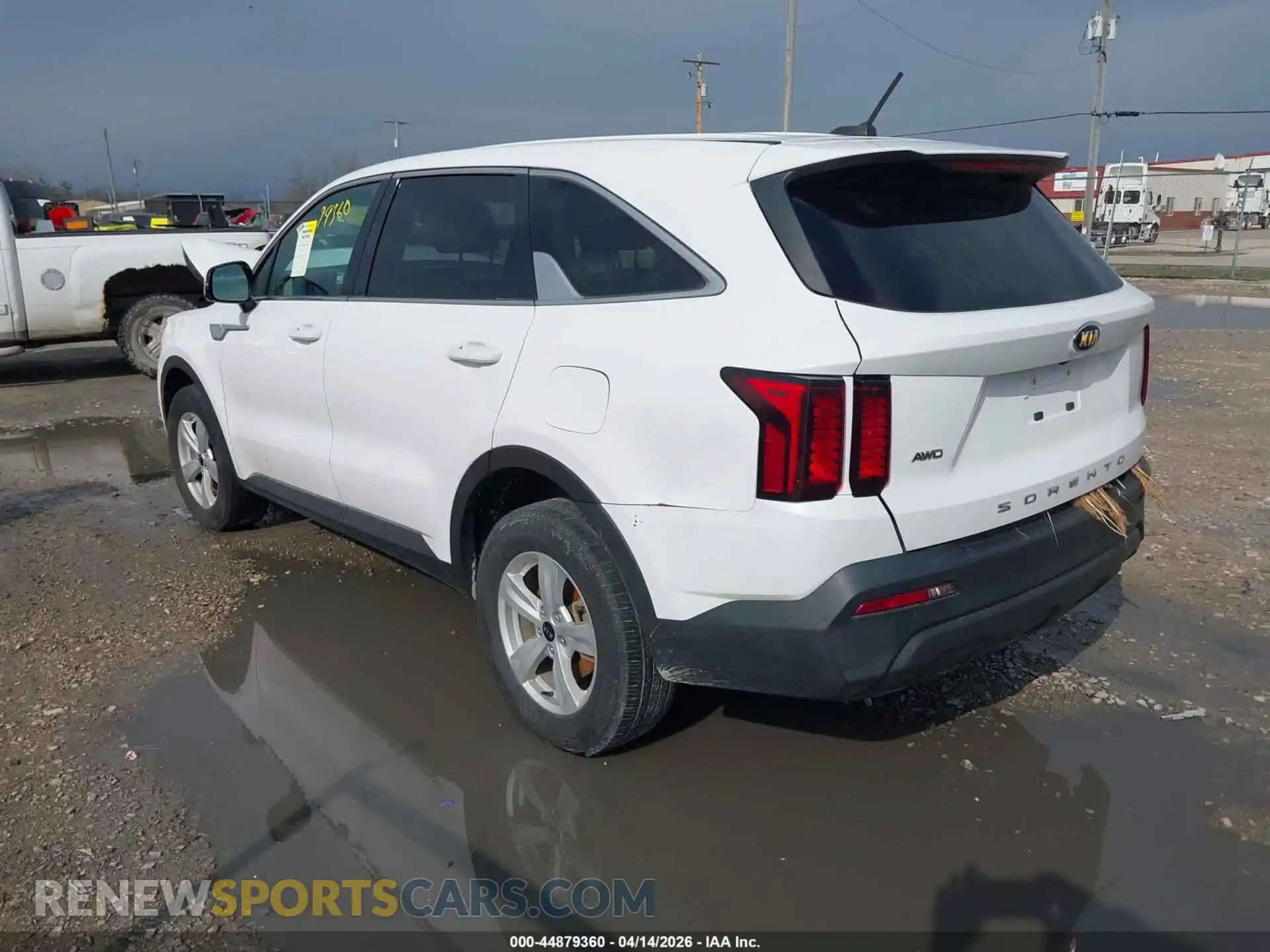 3 Photograph of a damaged car 5XYRGDLC9MG002507 KIA SORENTO 2021