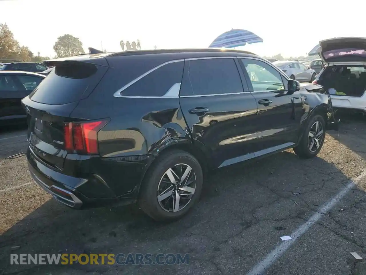 3 Photograph of a damaged car 5XYRH4LF6MG037593 KIA SORENTO 2021