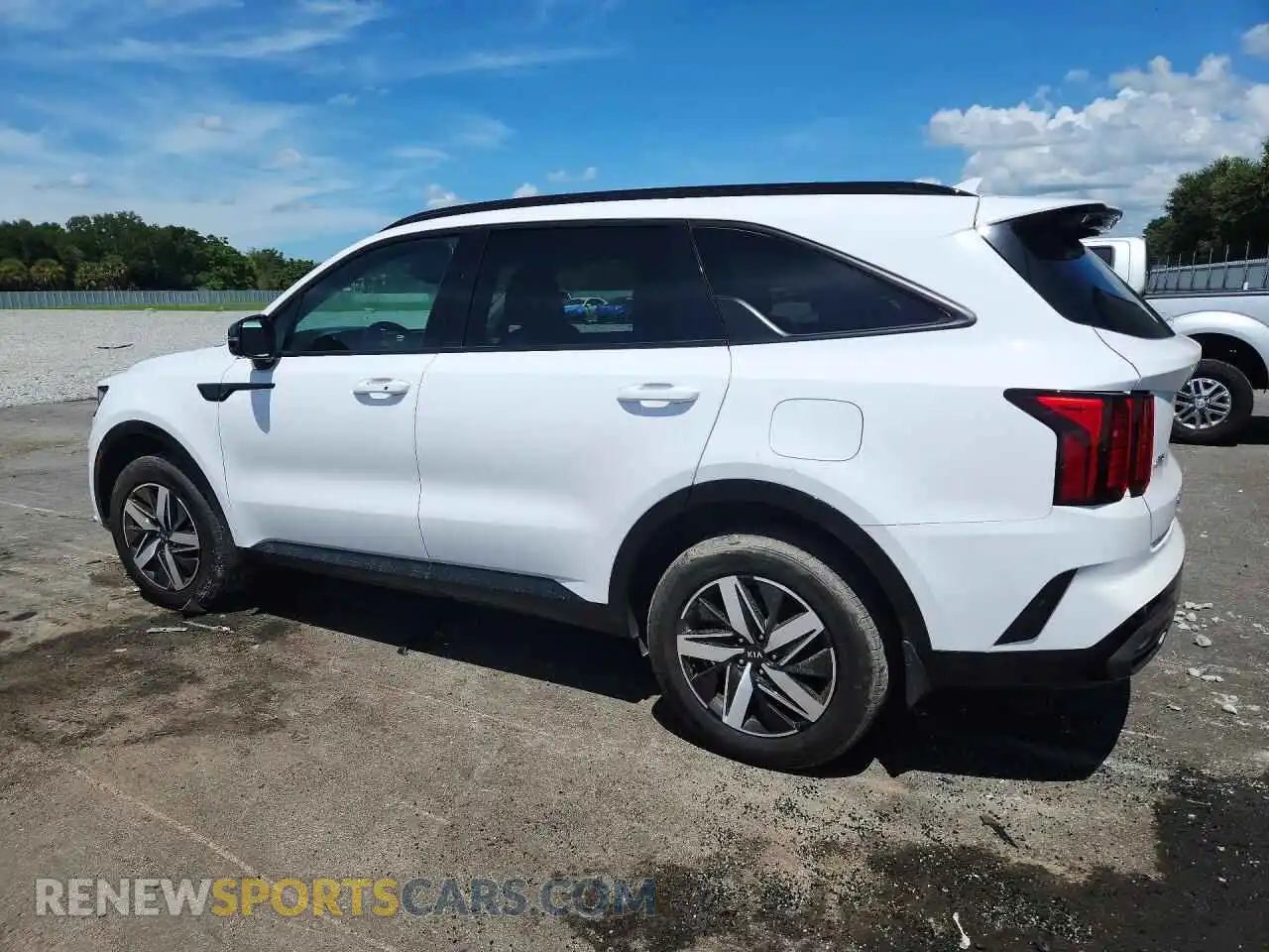 2 Photograph of a damaged car 5XYRHDLF2MG062006 KIA SORENTO 2021