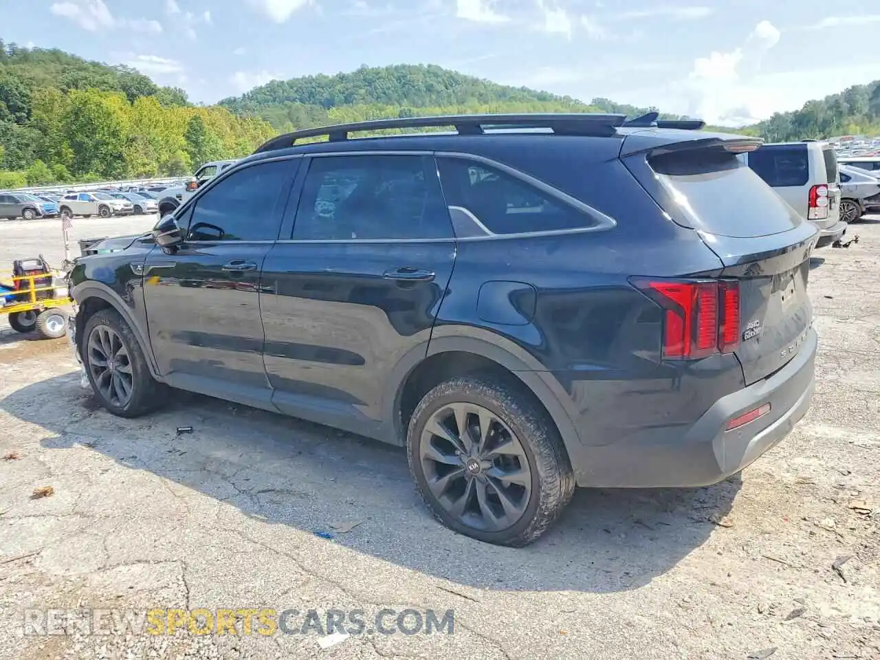 2 Фотография поврежденного автомобиля 5XYRHDLF4MG068843 KIA SORENTO 2021