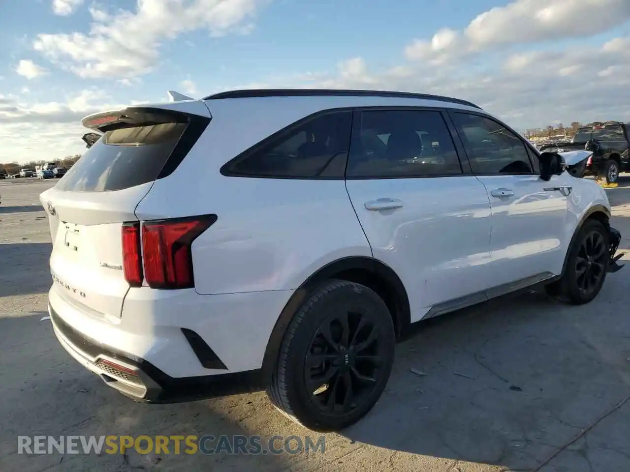 3 fotografías del automóvil dañado 5XYRK4LF0MG056738 KIA SORENTO 2021