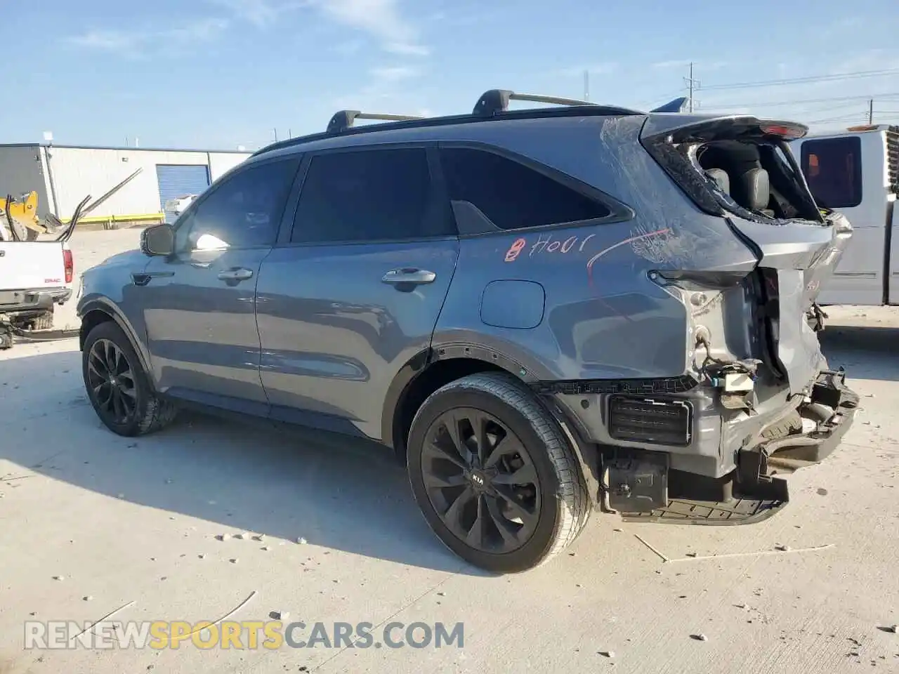 2 Photograph of a damaged car 5XYRK4LF1MG052472 KIA SORENTO 2021