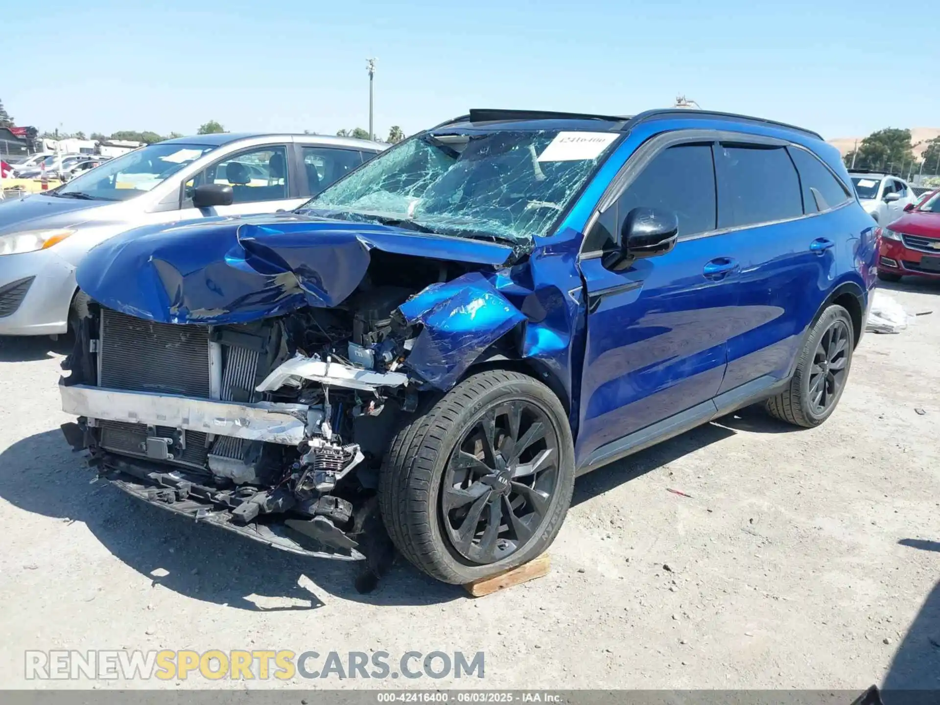 2 Photograph of a damaged car 5XYRK4LF2MG017293 KIA SORENTO 2021