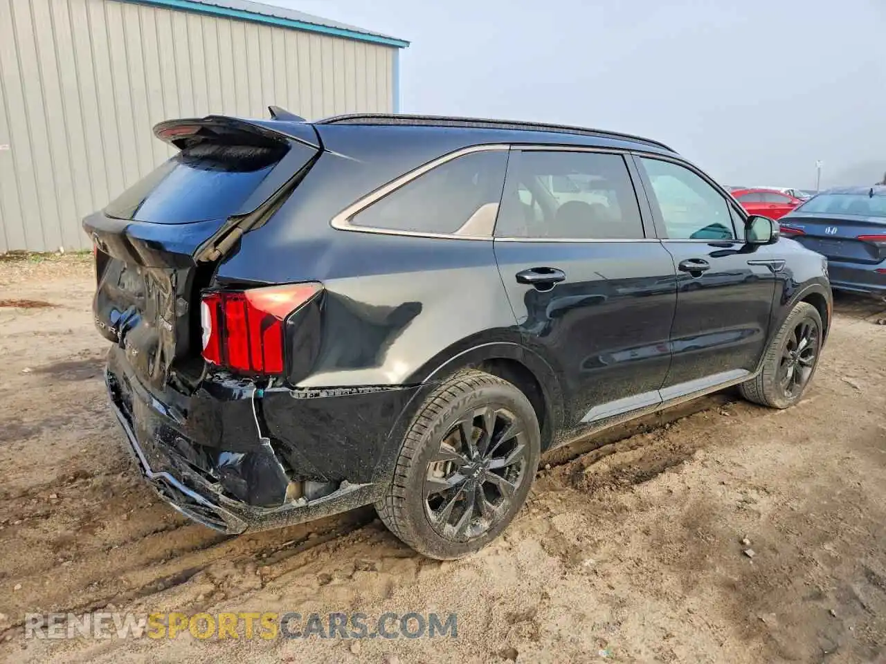 3 Photograph of a damaged car 5XYRK4LF3MG011065 KIA SORENTO 2021