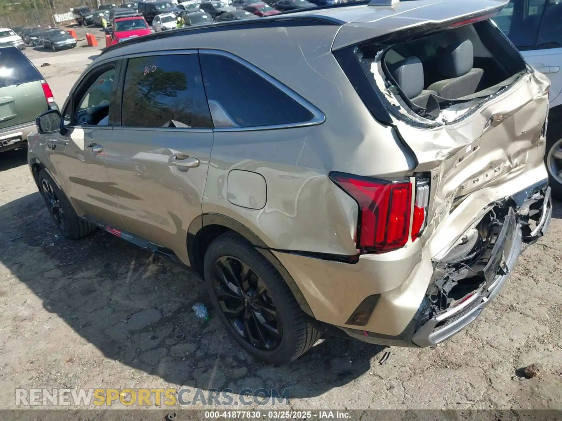 3 Photograph of a damaged car 5XYRK4LF3MG034586 KIA SORENTO 2021