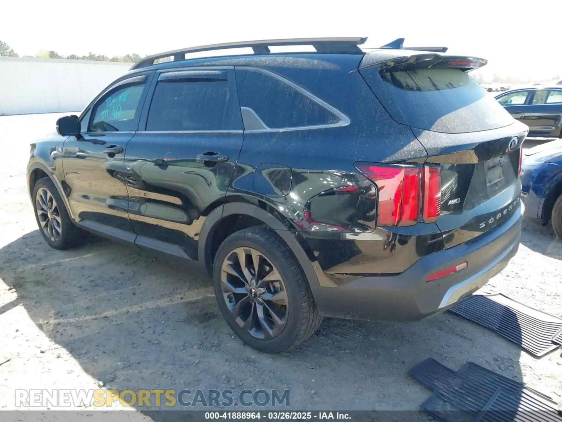3 Photograph of a damaged car 5XYRKDLF0MG041902 KIA SORENTO 2021