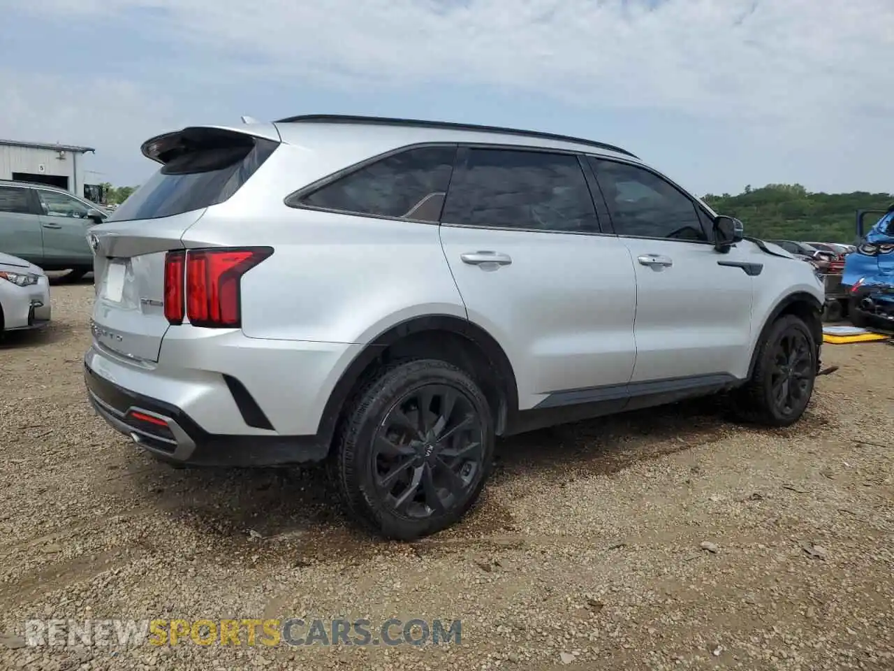 3 Photograph of a damaged car 5XYRKDLF2MG041030 KIA SORENTO 2021
