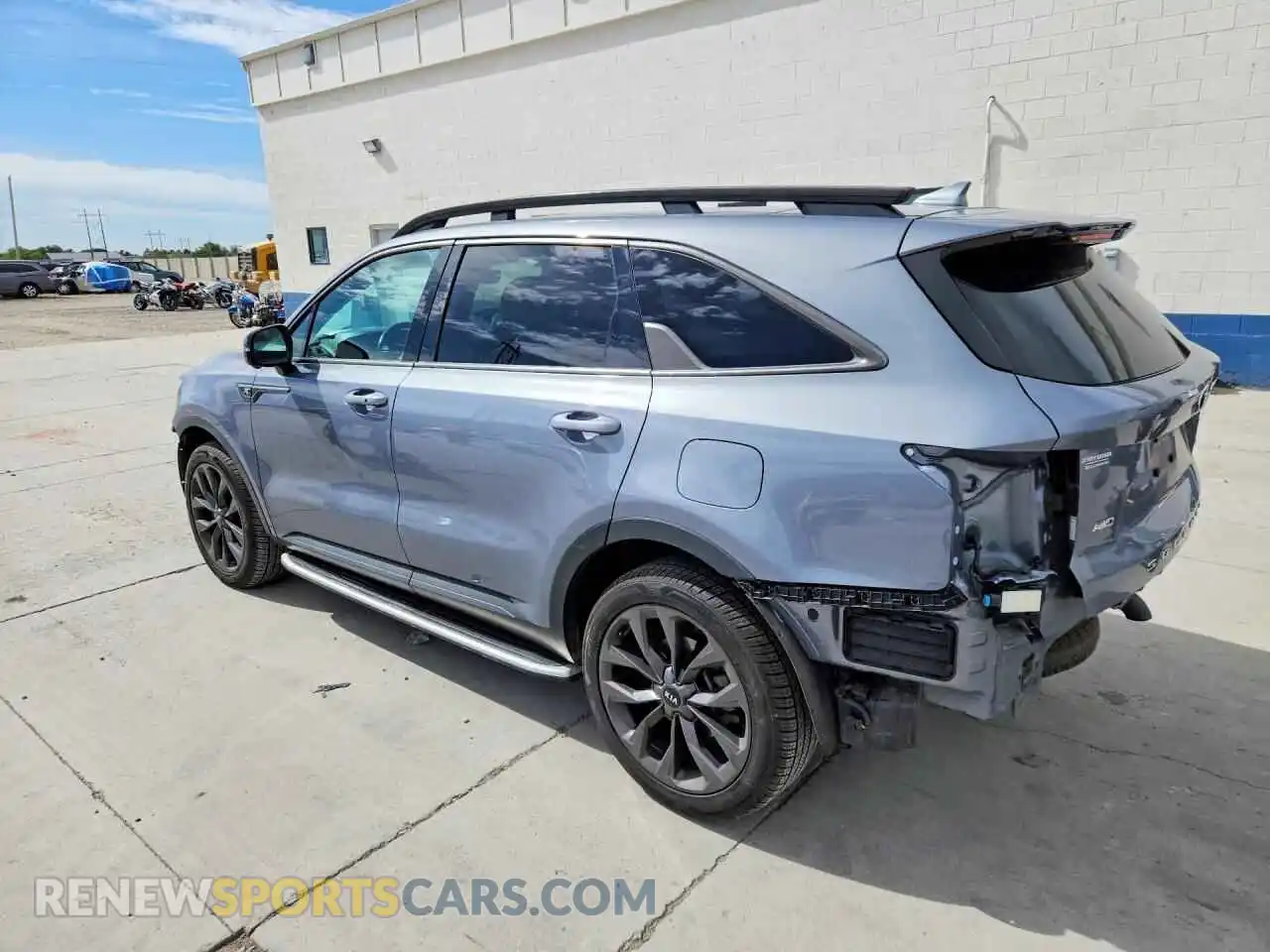 2 Photograph of a damaged car 5XYRKDLF4MG045029 KIA SORENTO 2021