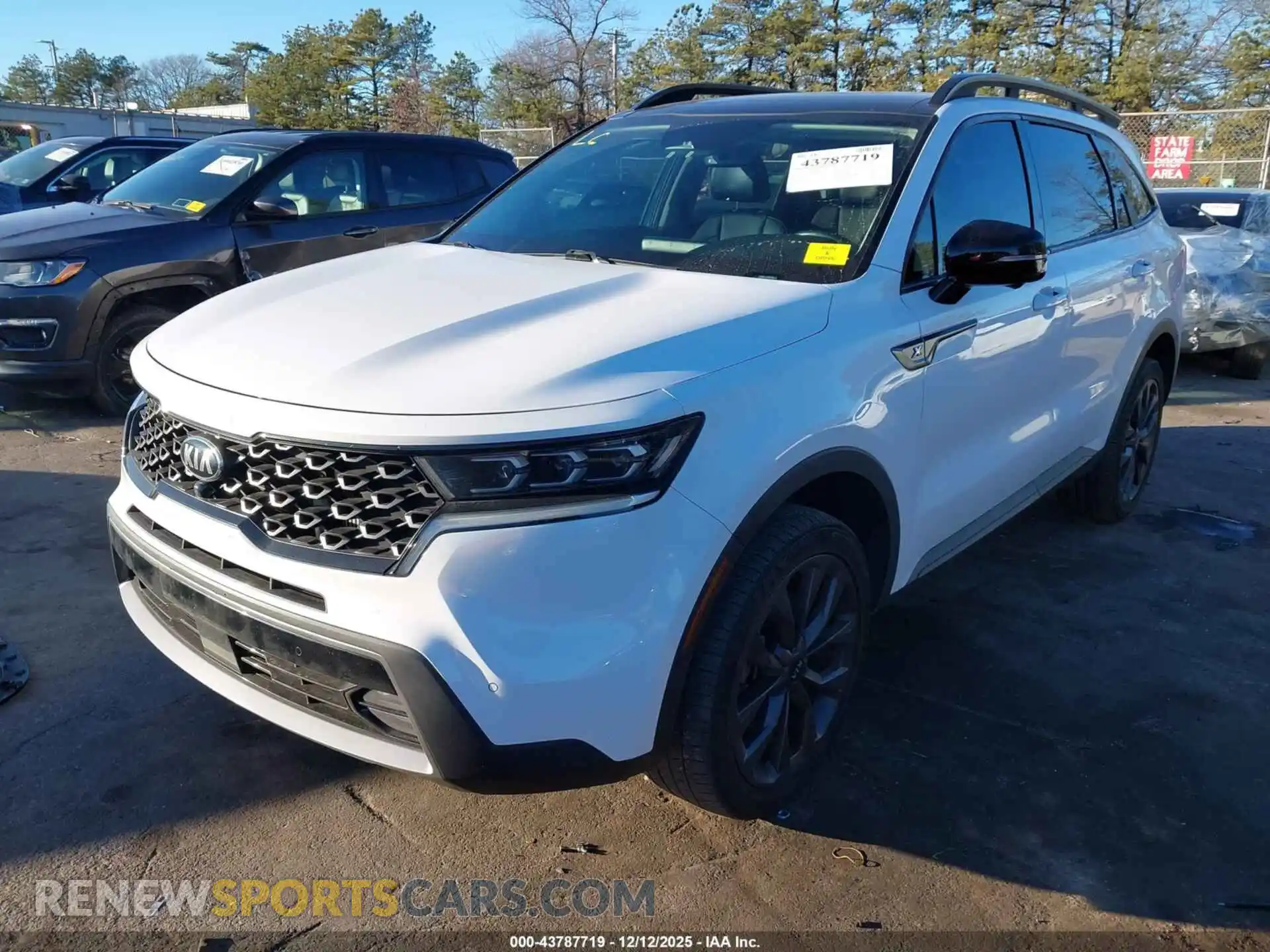 2 Photograph of a damaged car 5XYRKDLF7MG018617 KIA SORENTO 2021
