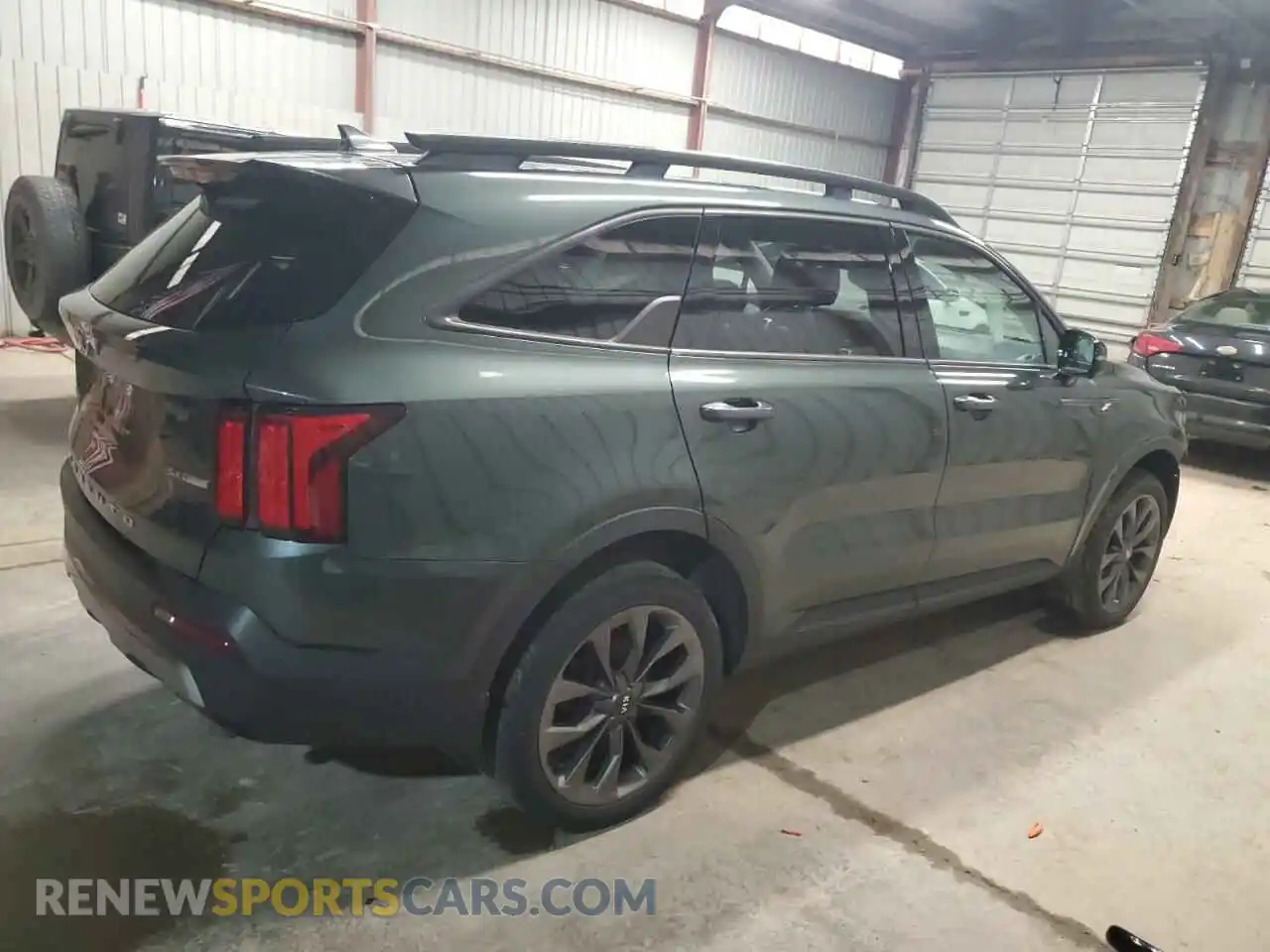 3 Photograph of a damaged car 5XYRKDLF8MG051710 KIA SORENTO 2021
