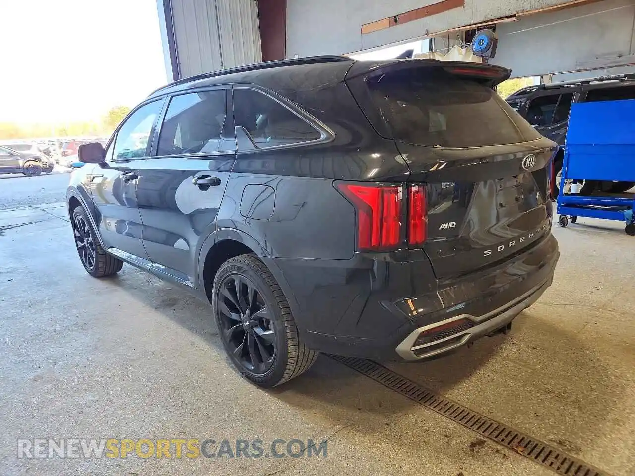 2 fotografías del automóvil dañado 5XYRKDLF8MG052274 KIA SORENTO 2021