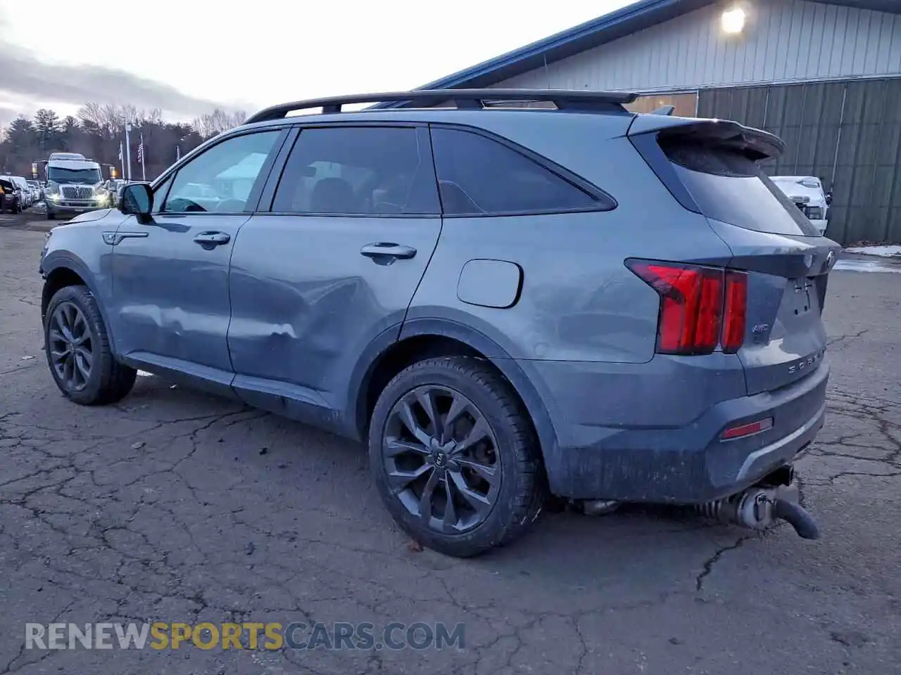 2 Photograph of a damaged car 5XYRKDLF8MG052467 KIA SORENTO 2021