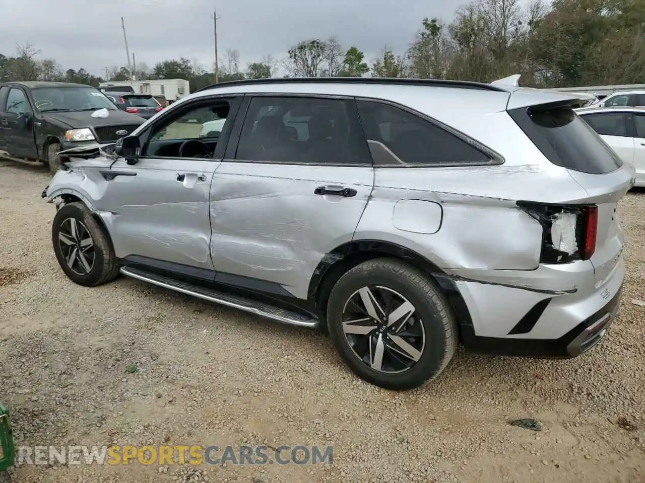 2 fotografías del automóvil dañado 5XYRL4LC0MG035388 KIA SORENTO 2021