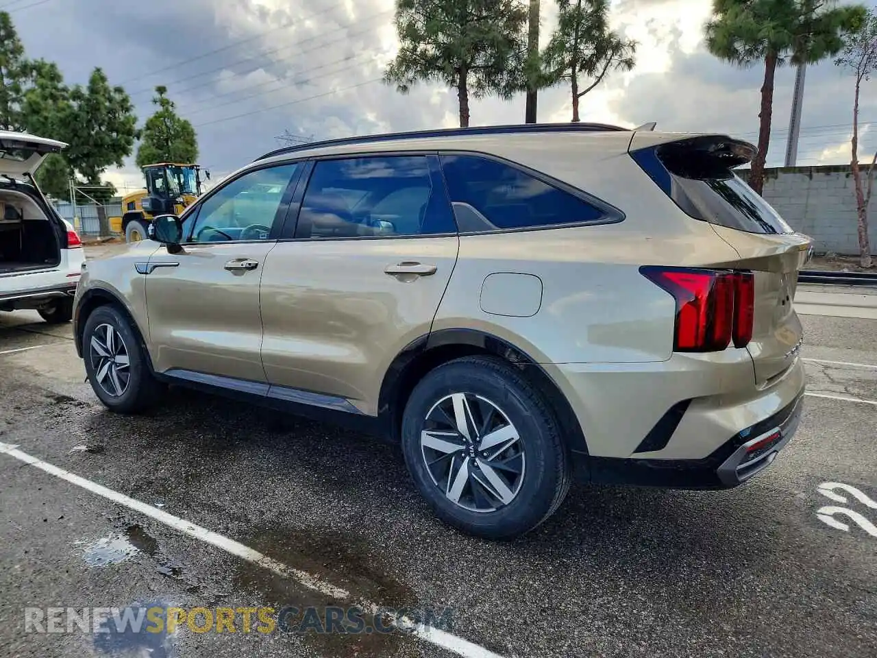 2 fotografías del automóvil dañado 5XYRL4LC0MG060310 KIA SORENTO 2021