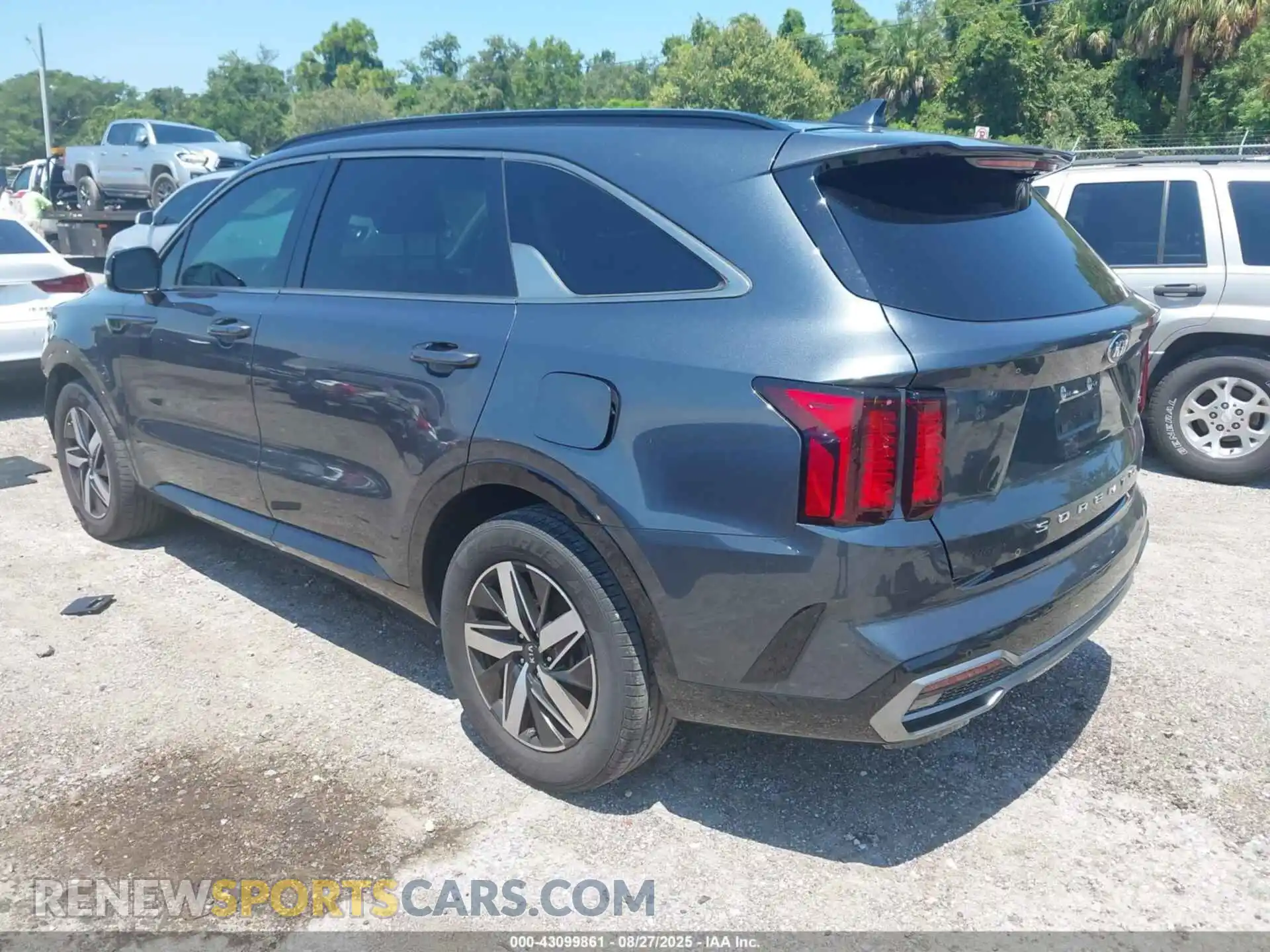 3 Photograph of a damaged car 5XYRL4LC1MG008295 KIA SORENTO 2021