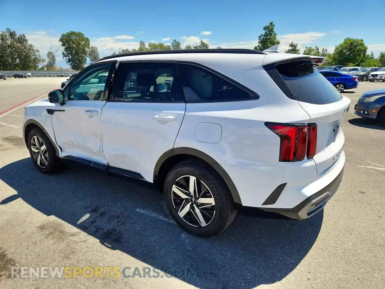 2 Photograph of a damaged car 5XYRL4LC2MG067405 KIA SORENTO 2021