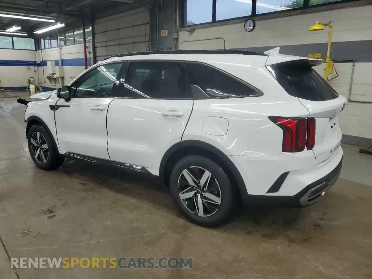 2 Photograph of a damaged car 5XYRL4LC3MG003390 KIA SORENTO 2021