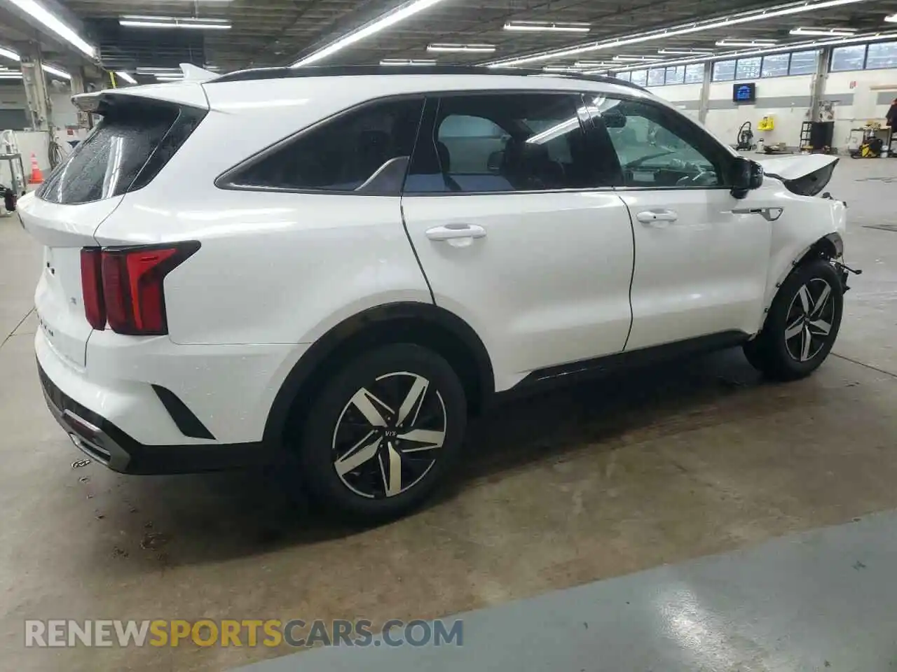 3 Photograph of a damaged car 5XYRL4LC3MG003390 KIA SORENTO 2021