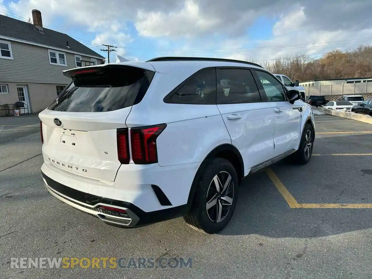 3 Photograph of a damaged car 5XYRL4LC3MG055652 KIA SORENTO 2021