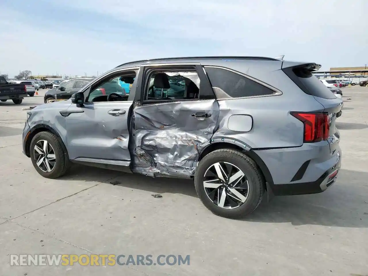 2 Photograph of a damaged car 5XYRL4LC5MG054213 KIA SORENTO 2021