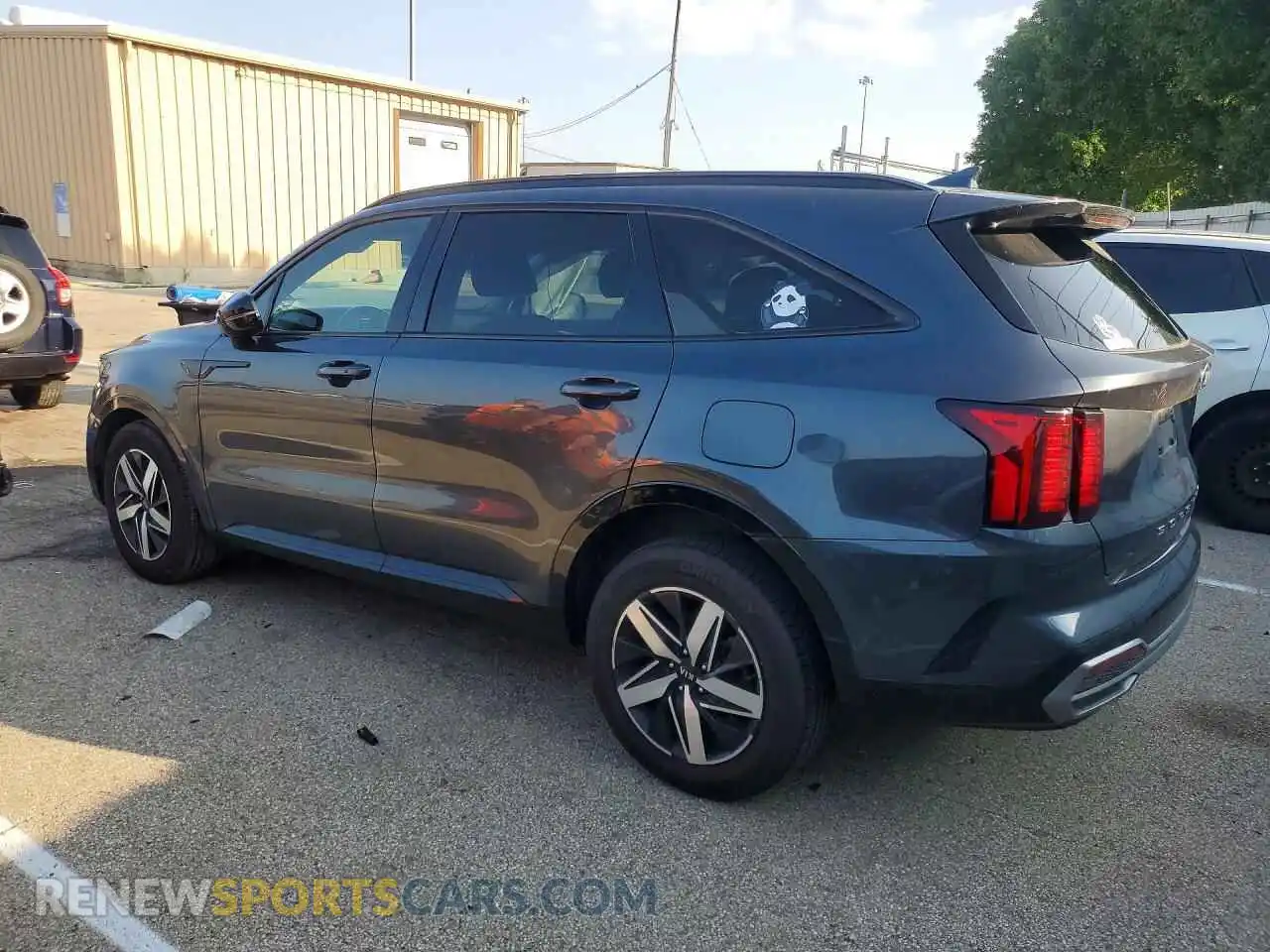 2 Photograph of a damaged car 5XYRL4LC6MG066502 KIA SORENTO 2021
