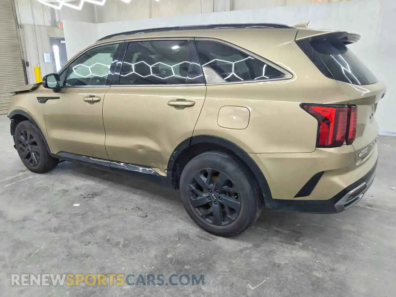 2 Photograph of a damaged car 5XYRL4LC7MG009919 KIA SORENTO 2021