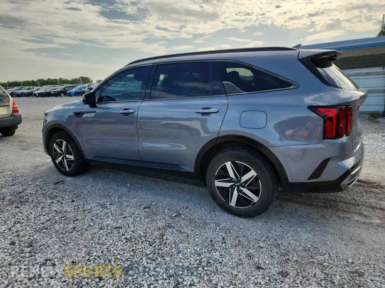 2 fotografías del automóvil dañado 5XYRL4LC7MG048851 KIA SORENTO 2021