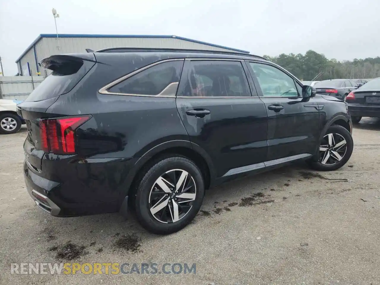 3 Photograph of a damaged car 5XYRL4LC7MG052821 KIA SORENTO 2021