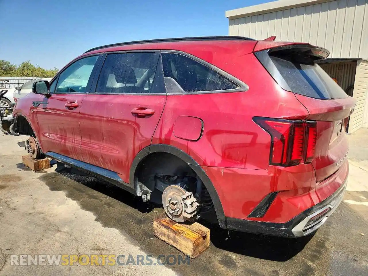 2 fotografías del automóvil dañado 5XYRL4LC7MG060823 KIA SORENTO 2021