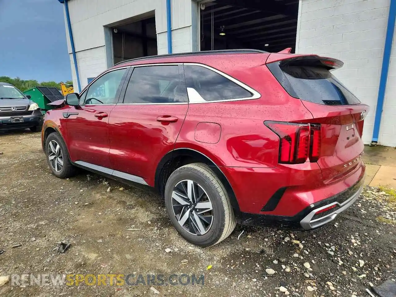 2 Photograph of a damaged car 5XYRL4LC8MG022131 KIA SORENTO 2021