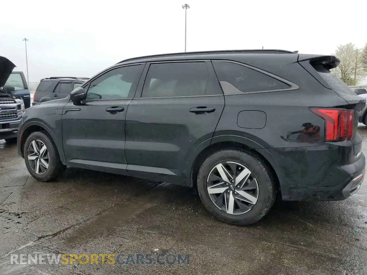 2 Photograph of a damaged car 5XYRL4LC9MG069149 KIA SORENTO 2021
