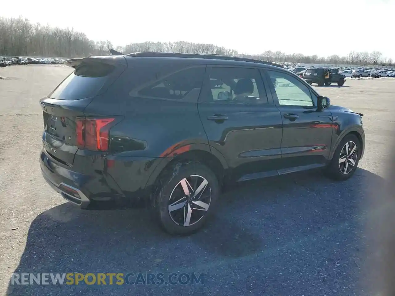 3 Photograph of a damaged car 5XYRL4LCXMG009364 KIA SORENTO 2021