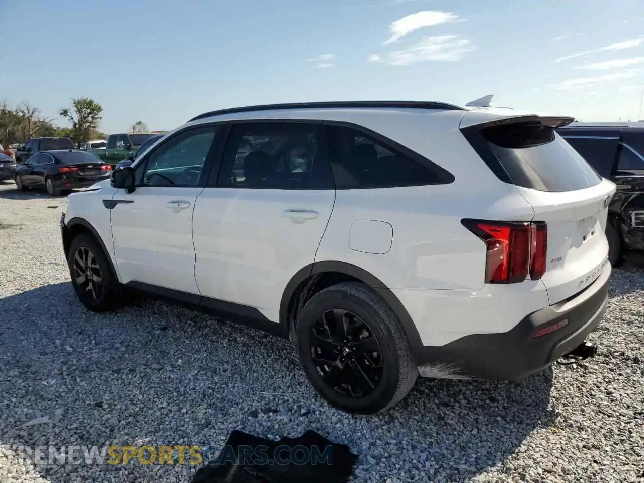 2 Photograph of a damaged car 5XYRLDLC1MG045802 KIA SORENTO 2021
