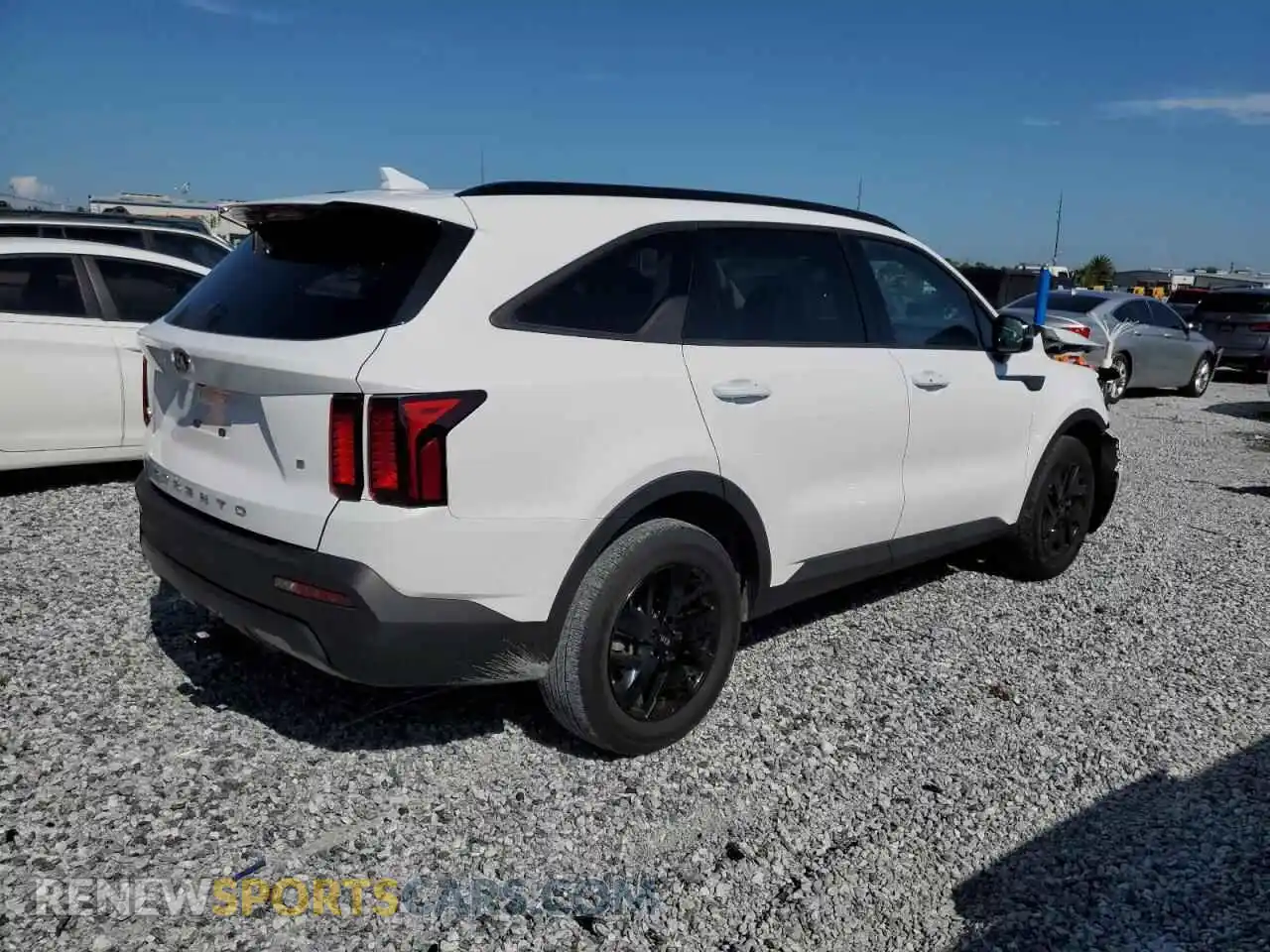 3 Photograph of a damaged car 5XYRLDLC1MG045802 KIA SORENTO 2021