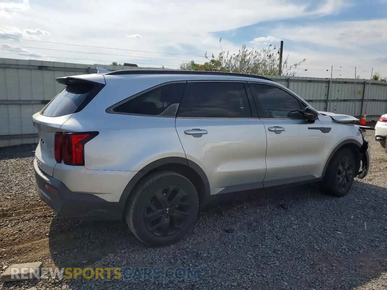 3 Photograph of a damaged car 5XYRLDLC2MG003638 KIA SORENTO 2021