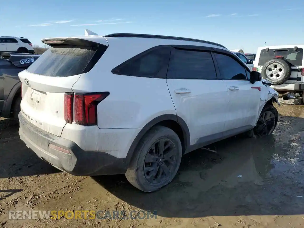 3 Photograph of a damaged car 5XYRLDLC3MG005267 KIA SORENTO 2021
