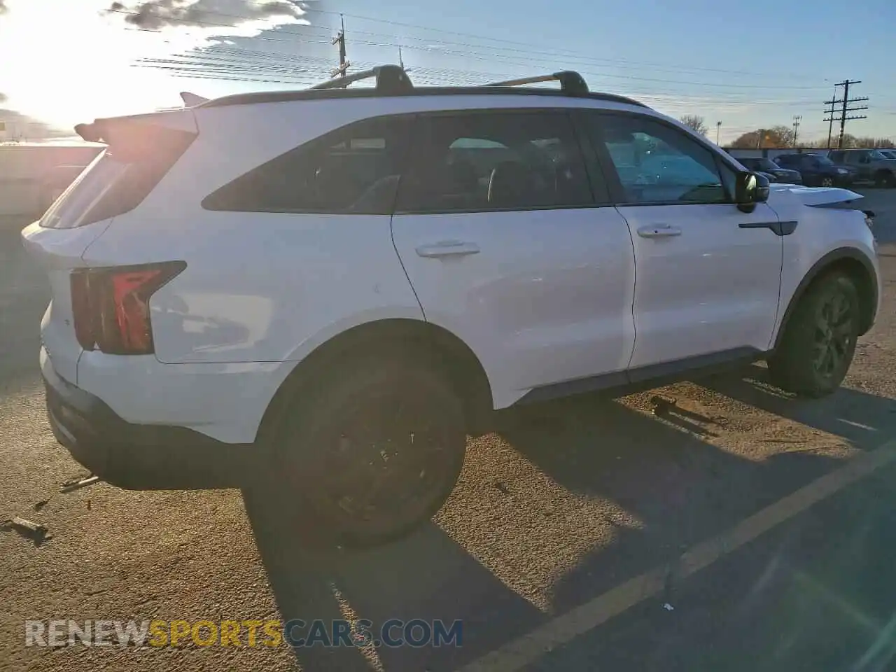 3 Photograph of a damaged car 5XYRLDLC4MG069043 KIA SORENTO 2021