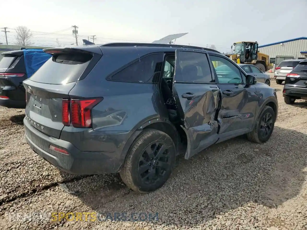 3 Photograph of a damaged car 5XYRLDLC6MG037761 KIA SORENTO 2021