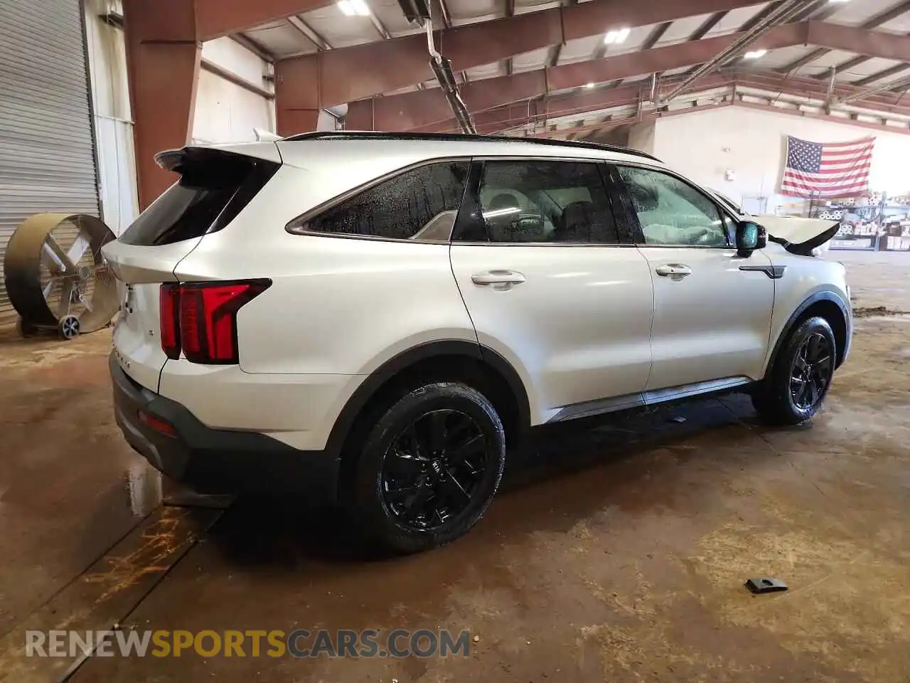 3 Photograph of a damaged car 5XYRLDLC9MG073847 KIA SORENTO 2021