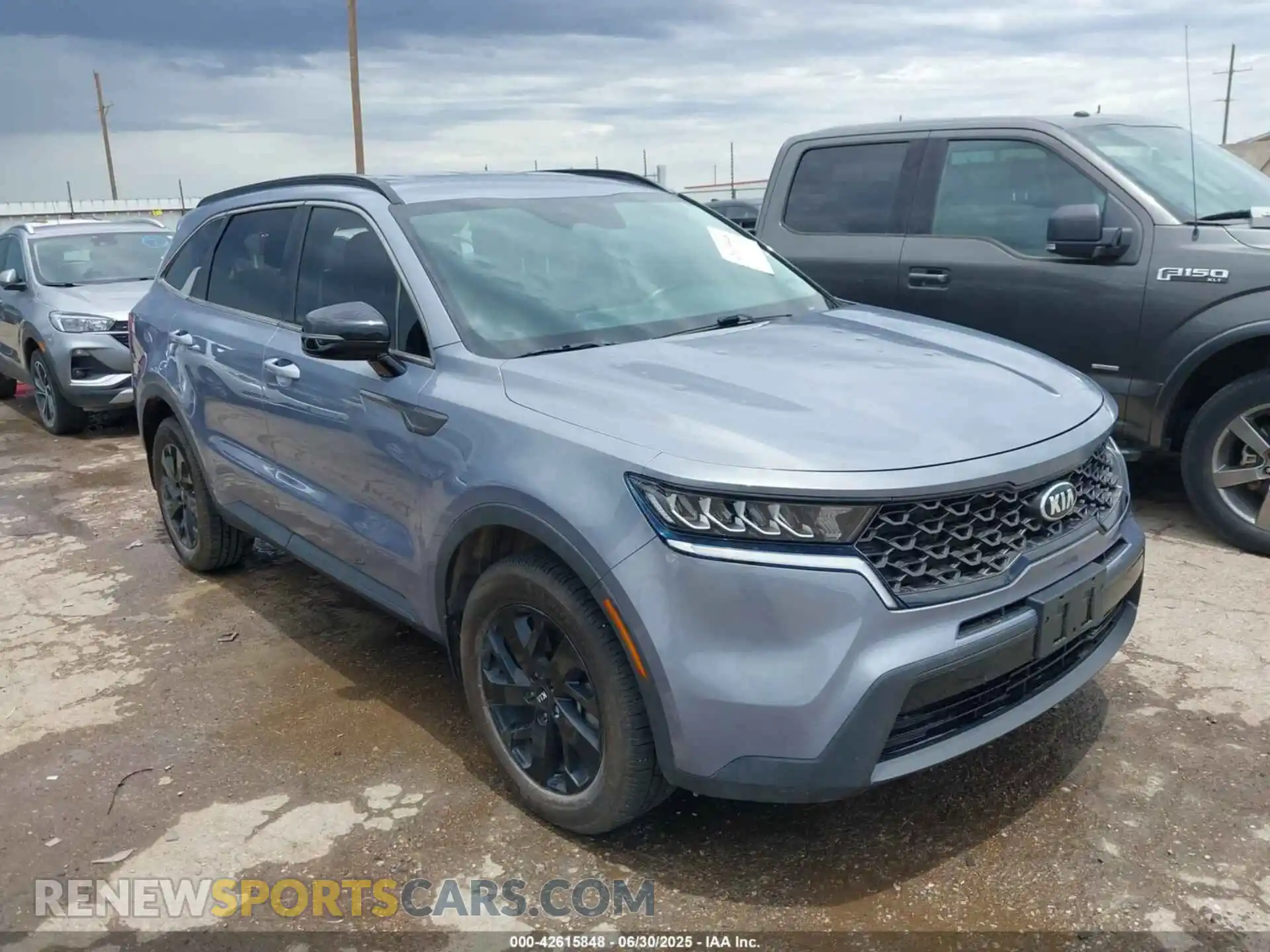 1 Photograph of a damaged car 5XYRLDLCXMG059813 KIA SORENTO 2021