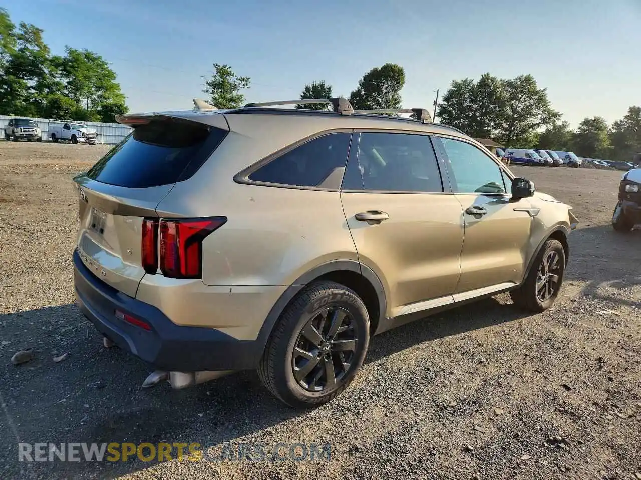 3 Photograph of a damaged car 5XYRLDLCXMG064512 KIA SORENTO 2021