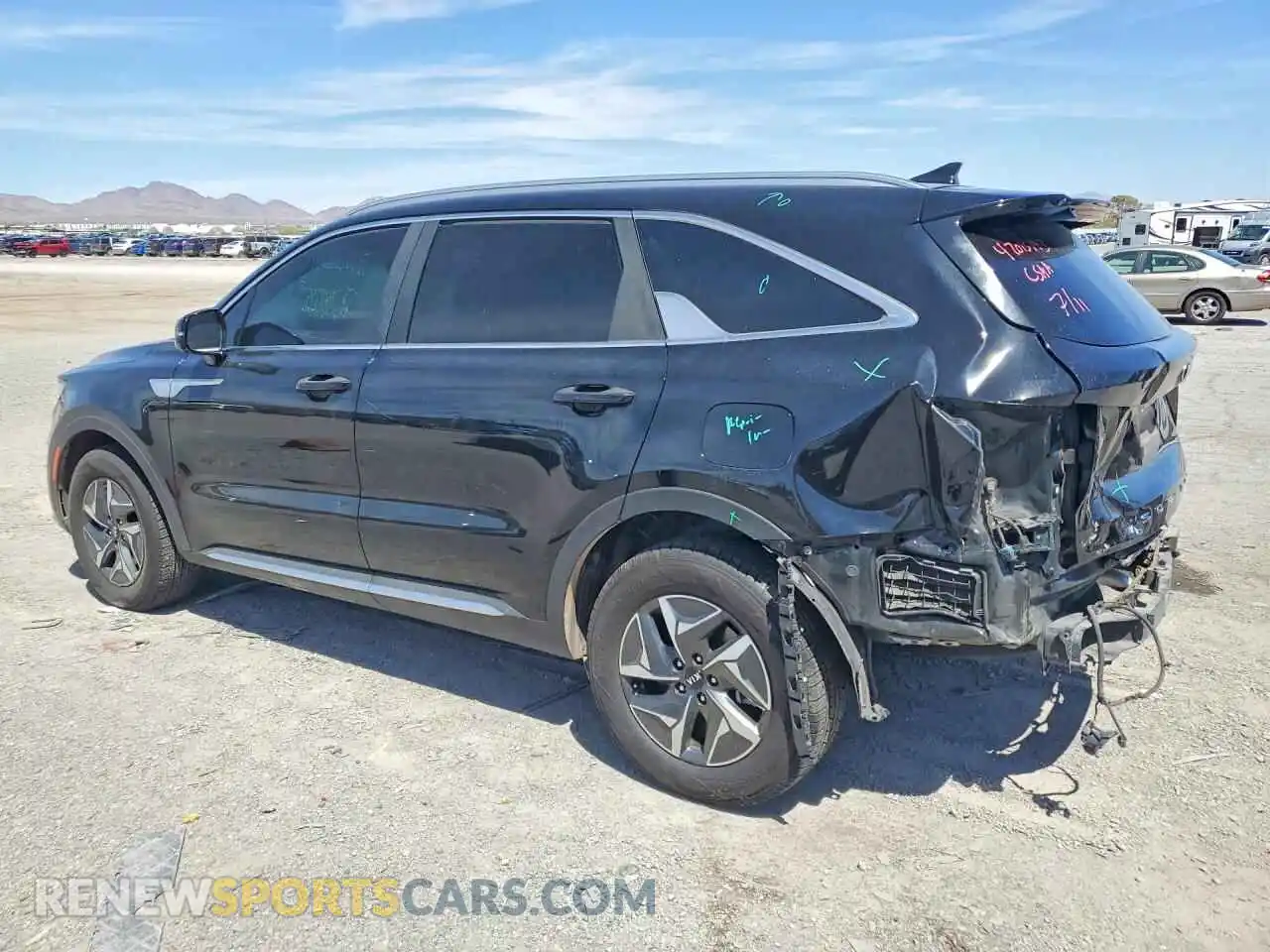 2 fotografías del automóvil dañado KNDRG4LG0M5033348 KIA SORENTO 2021